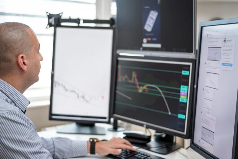 Harnessing the Power of Algorithmic Trading in Forex Markets